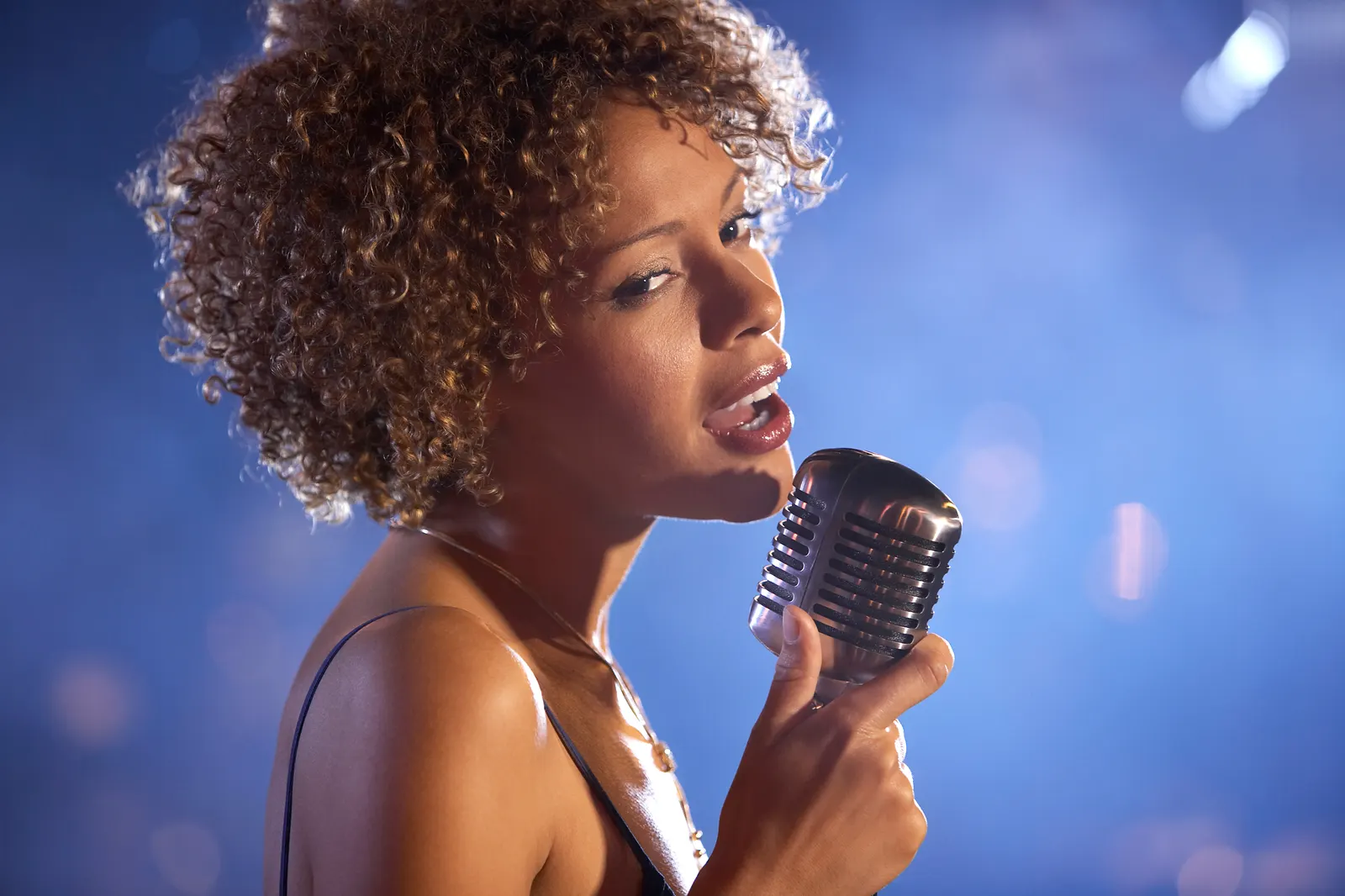 Maria del Mar Bonet en el Teatre Principal de Maó