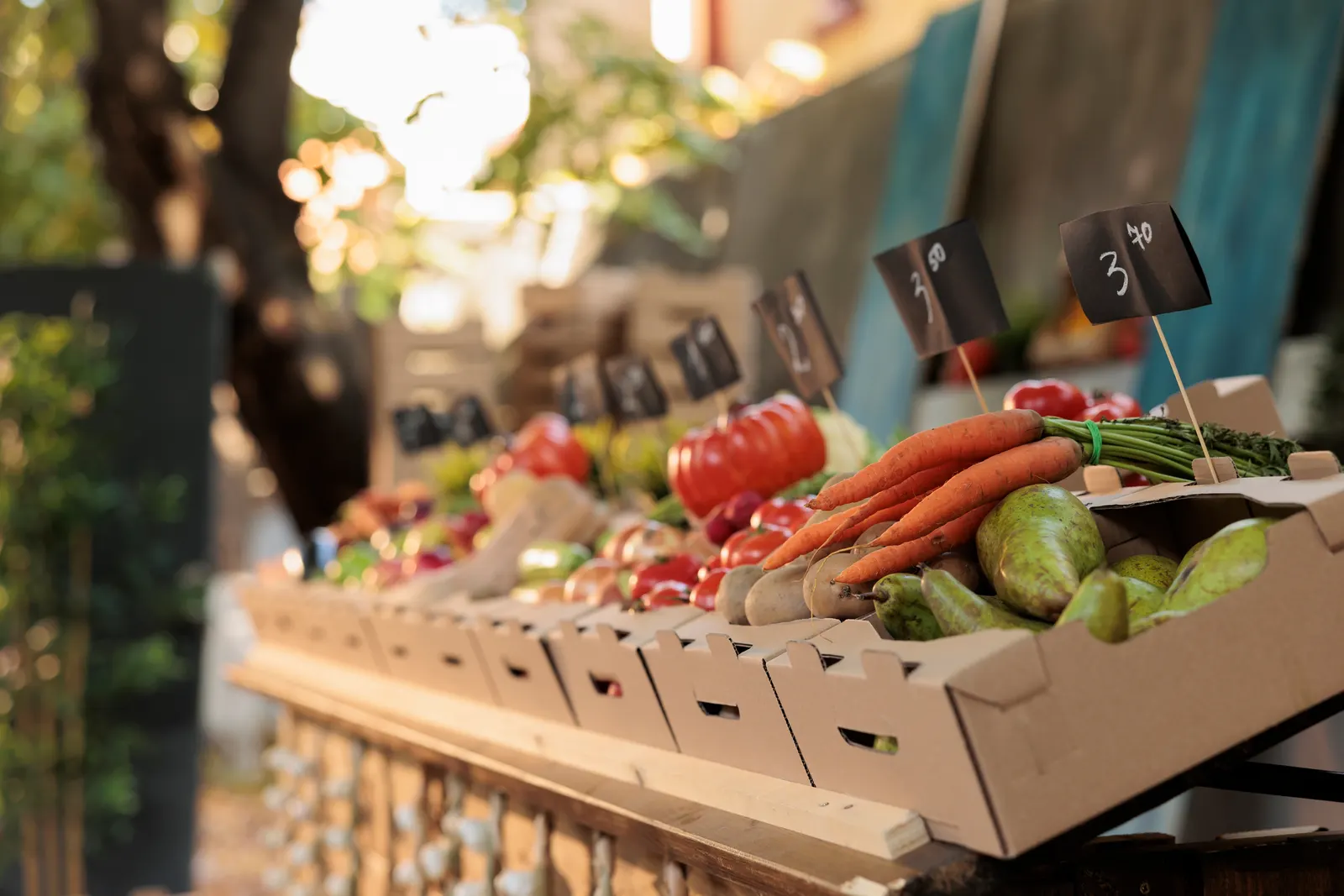 Mercado agroalimentario y artesano nocturno de Es Mercadal