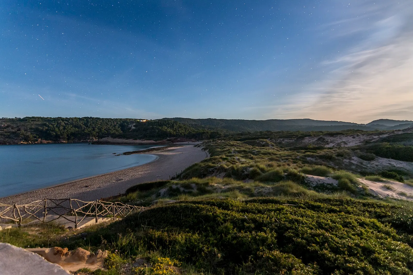 El campo y las dunas de Algaiarens, en la costa norte de Ciutadella